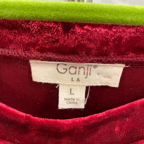 Ganjo LA cold shoulder crushed velvet-look top - Picture 4 of 8